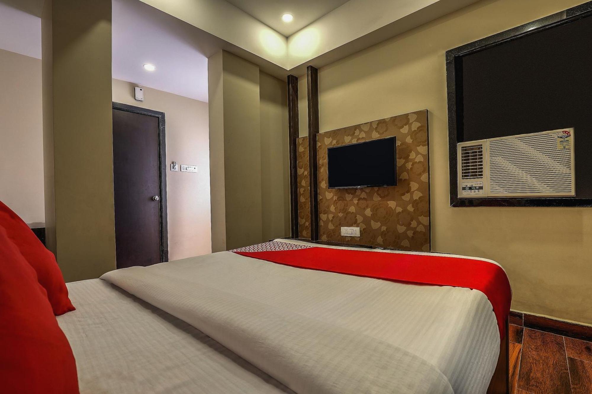 Capital O Sky Grand Hotel Hyderabad Luaran gambar